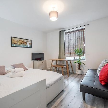 Stylish Shoreditch Stay London Exterior photo
